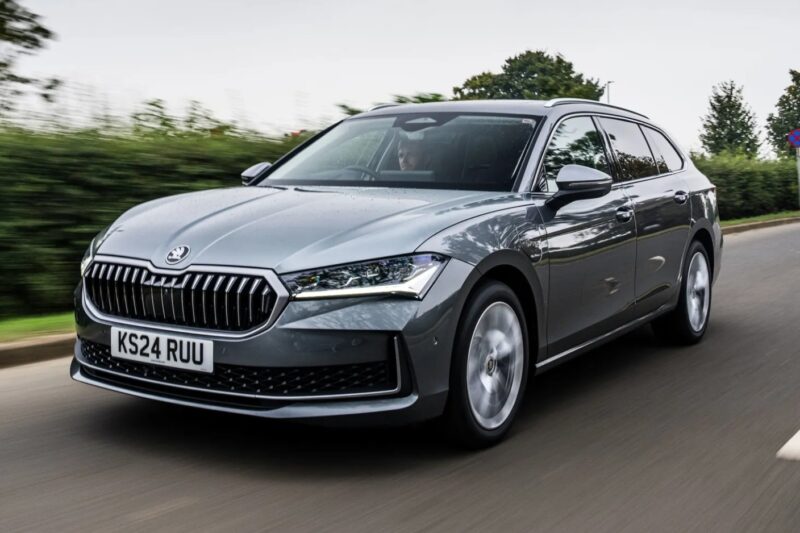 2026 Skoda Superb Estate Review, Specs, Dimensions