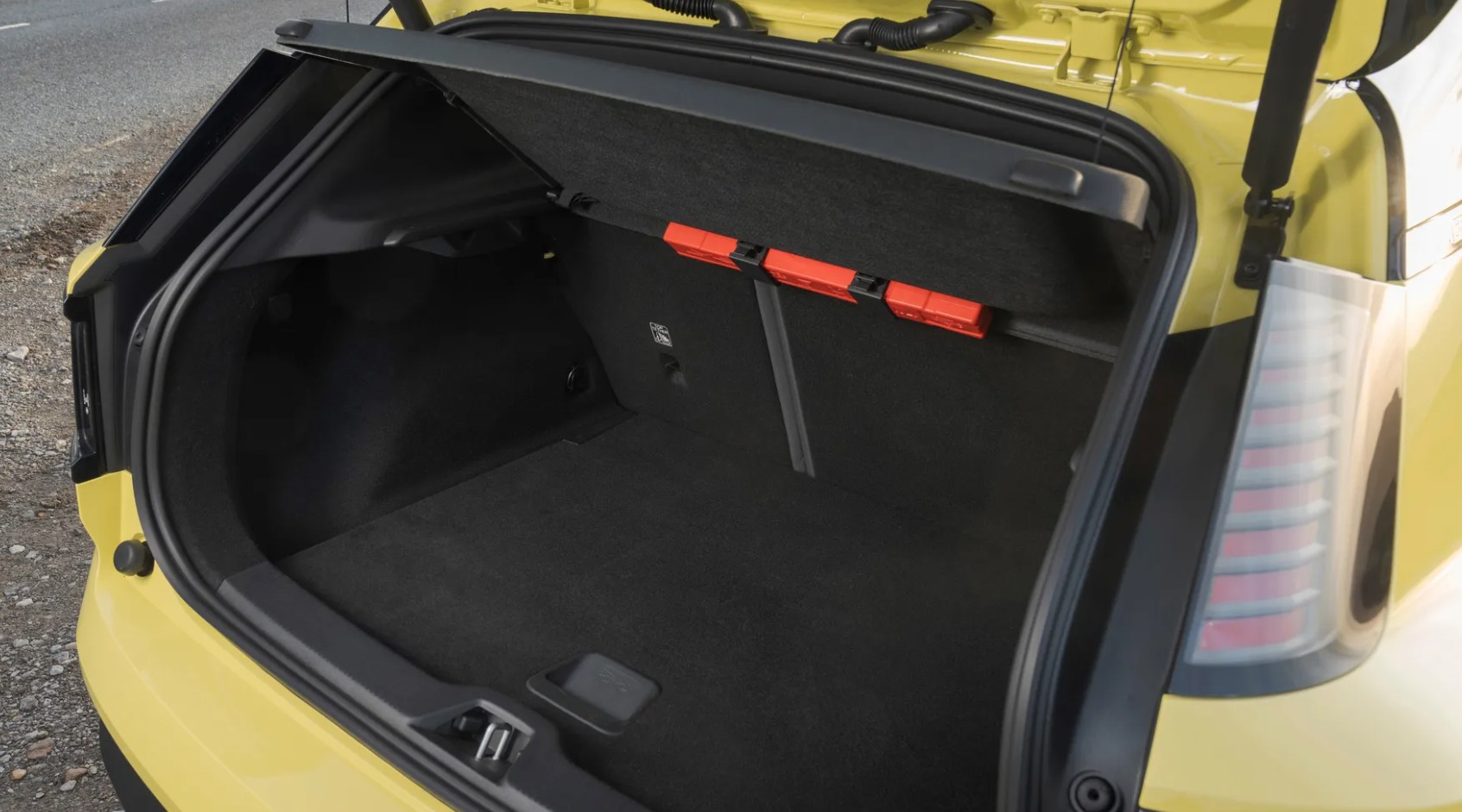 New 2026 Volvo EX30 Dimensions