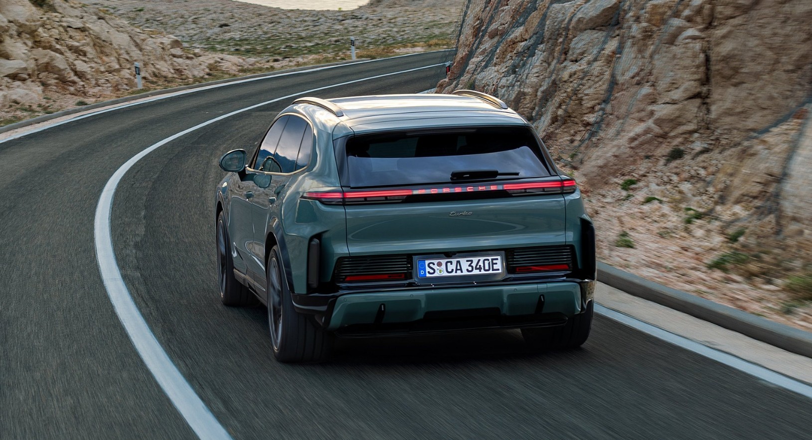 2026 Porsche Cayenne Electric Review