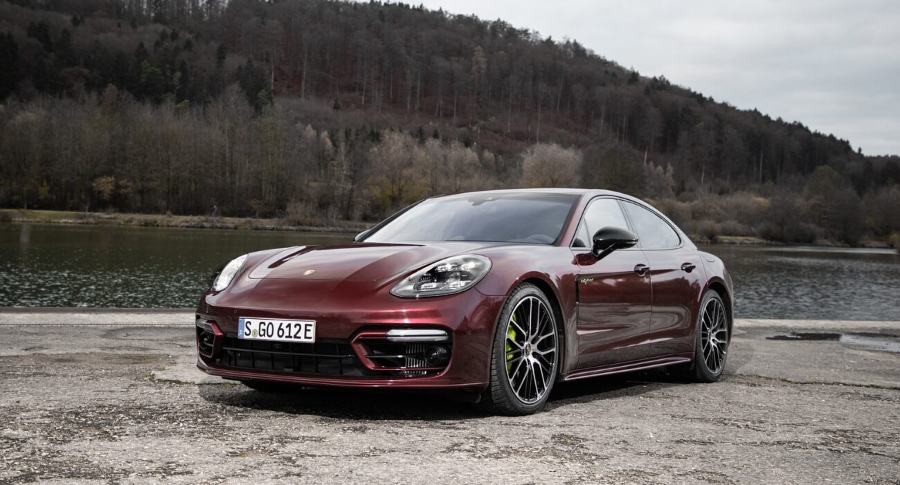 2027 Porsche Panamera 4 E-Hybrid Release Date