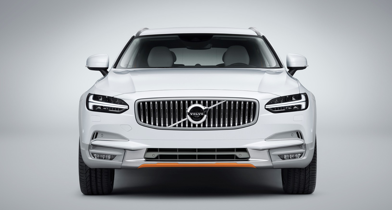 2027 Volvo V90 Cross Country Ocean Price