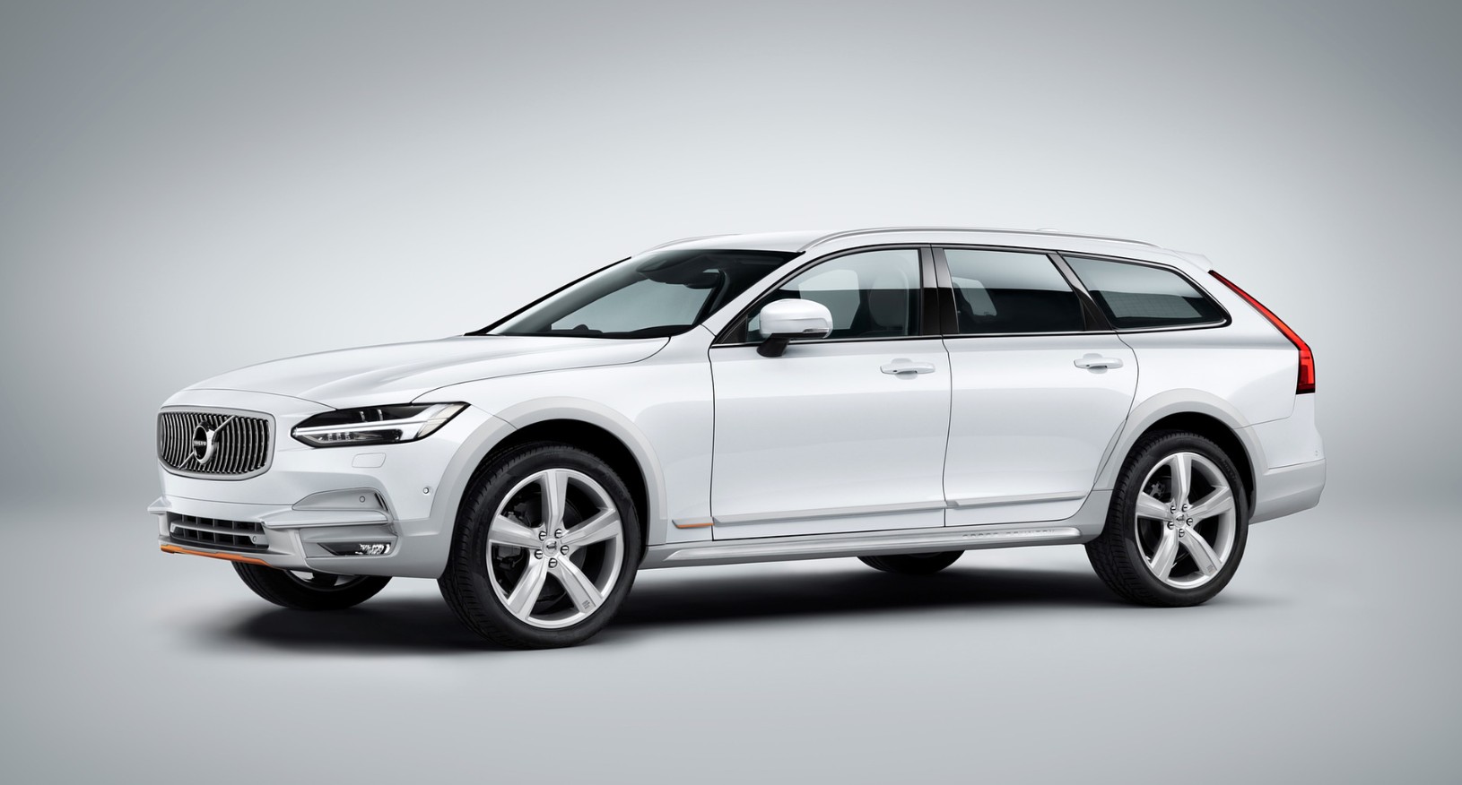 2027 Volvo V90 Cross Country Ocean Release Date